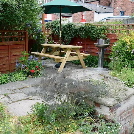 Hope ウィットビー